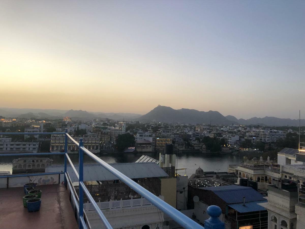 Maa Ji House On Lake Pichola Udaipur Exterior photo